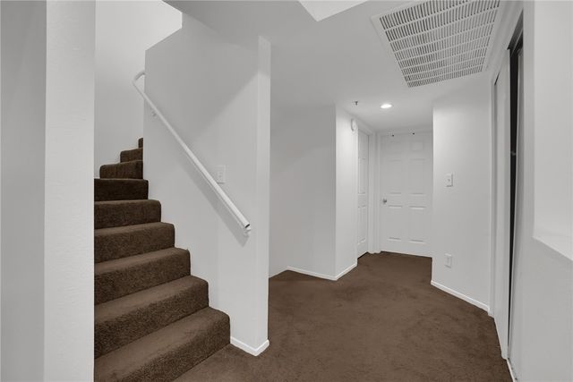 14031 Astoria Street 102, Sylmar, CA 91342