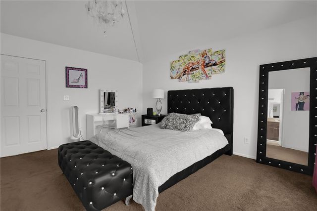 14031 Astoria Street 102, Sylmar, CA 91342