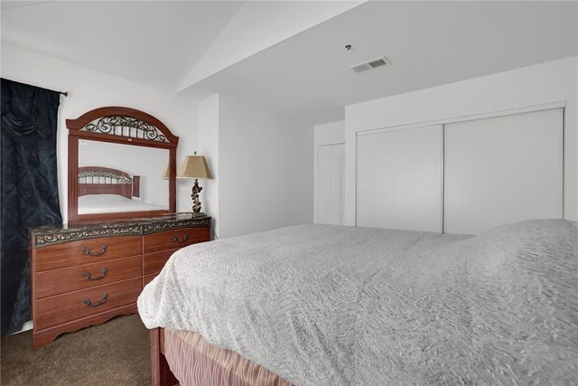 14031 Astoria Street 102, Sylmar, CA 91342