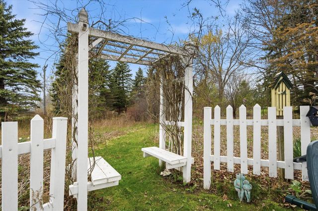 2146 Waverly COURT, Sheboygan, WI 53083