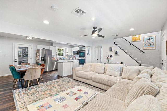 4923 Oakbrook Drive, Norman, OK 73026