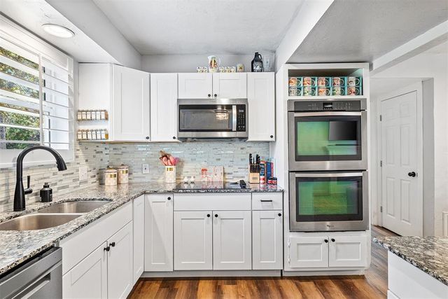 4923 Oakbrook Drive, Norman, OK 73026