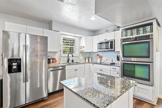 4923 Oakbrook Drive, Norman, OK 73026