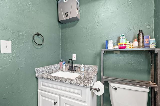 4923 Oakbrook Drive, Norman, OK 73026