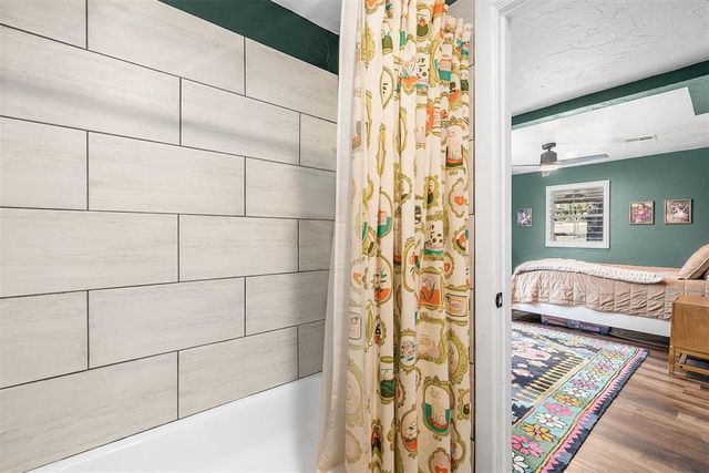 4923 Oakbrook Drive, Norman, OK 73026