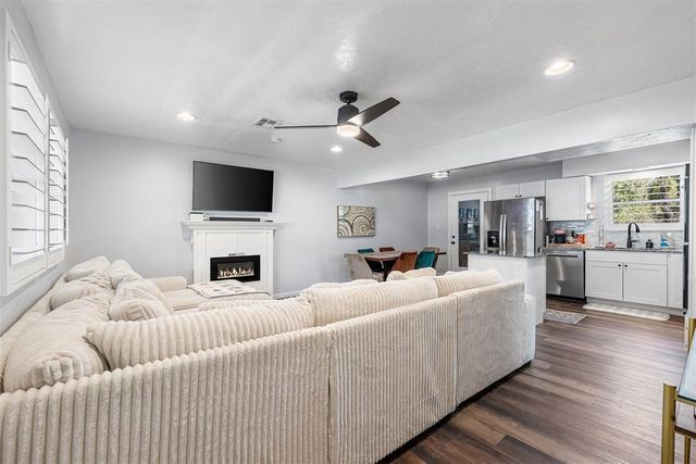 4923 Oakbrook Drive, Norman, OK 73026