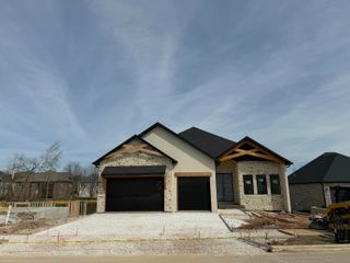 5978 S Clay Avenue, Springfield, MO 65810