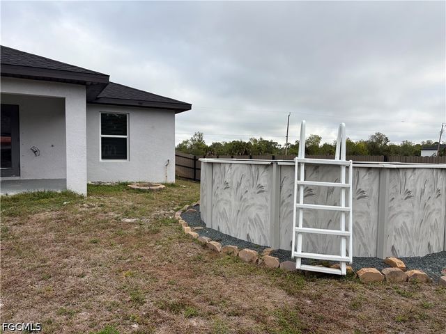 3912 NW 46th LN, Cape Coral, FL 33993