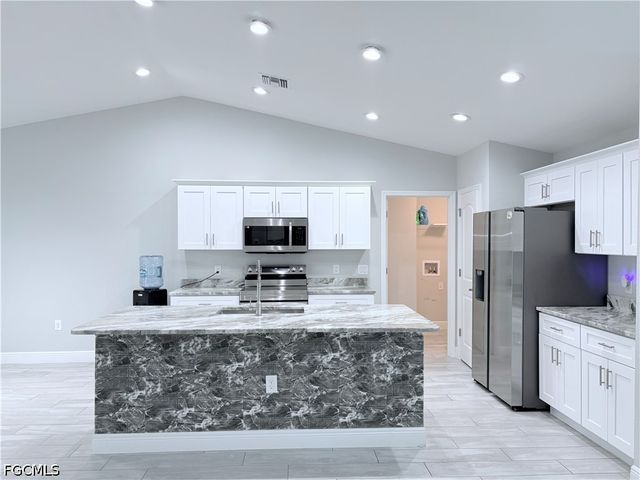 3912 NW 46th LN, Cape Coral, FL 33993