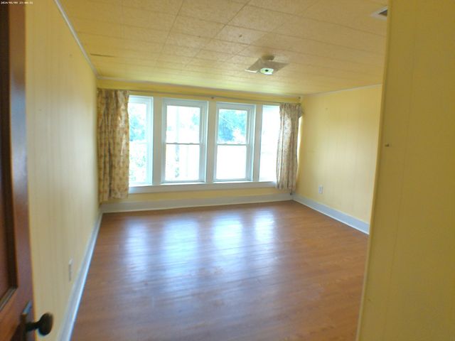 201 Hodges St, N, Cowan, TN 37318