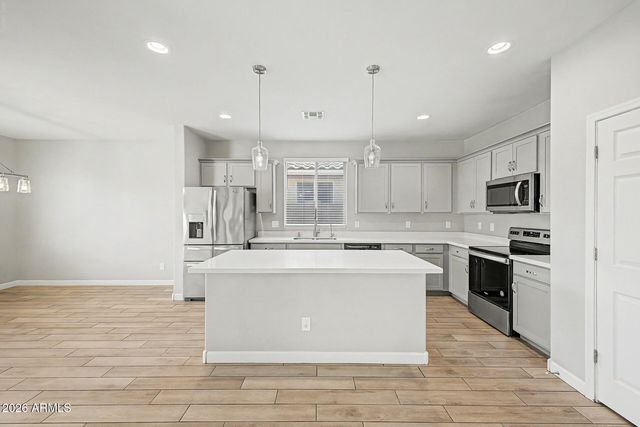 7011 W TOWNLEY Avenue, Peoria, AZ 85345