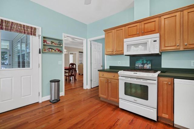 914 Claussen House Drive, Edisto Island, SC 29438