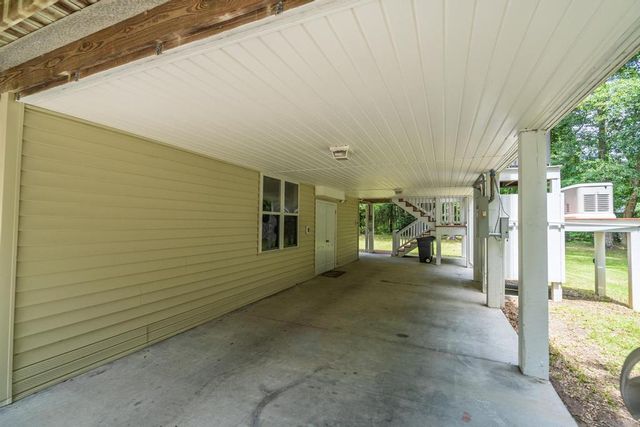 914 Claussen House Drive, Edisto Island, SC 29438