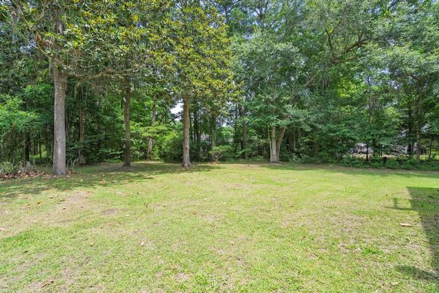 914 Claussen House Drive, Edisto Island, SC 29438