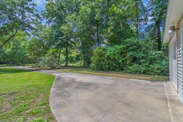 914 Claussen House Drive, Edisto Island, SC 29438