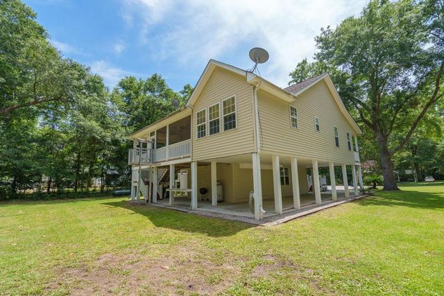 914 Claussen House Drive, Edisto Island, SC 29438
