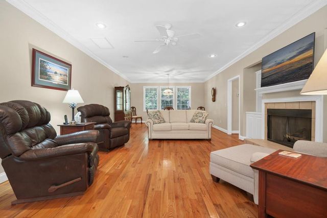 914 Claussen House Drive, Edisto Island, SC 29438