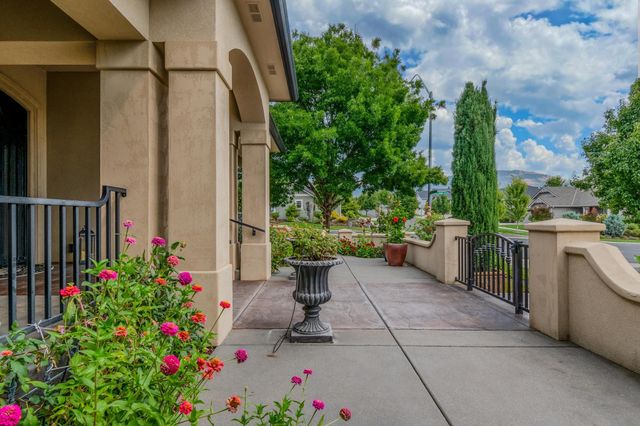 3861 Calle Vista Drive, Medford, OR 97504