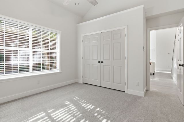 2929 Everest Drive, Bedford, TX 76021