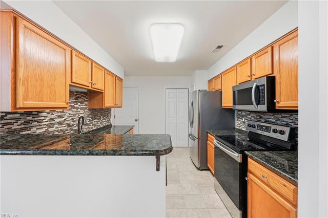 115 Burnt Run, Yorktown, VA 23692