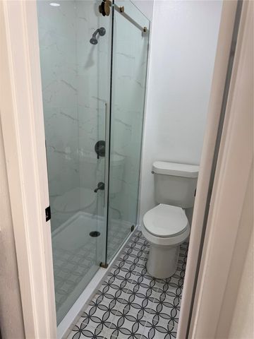 6649 Westwick Drive, Houston, TX 77072