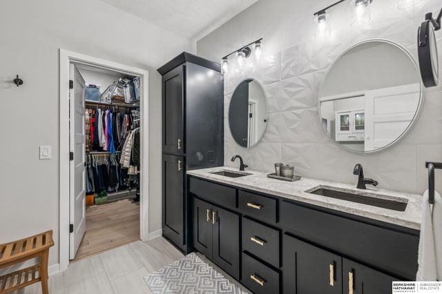 19904 Briar Street, Gretna, NE 68028