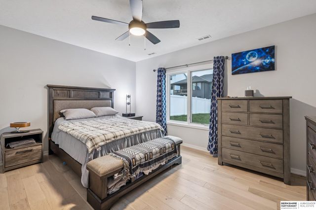 19904 Briar Street, Gretna, NE 68028