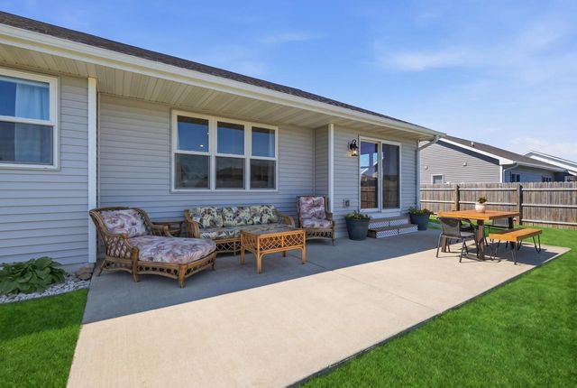 660 Westfield Avenue, Evansville, WI 53536