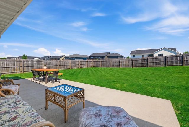 660 Westfield Avenue, Evansville, WI 53536