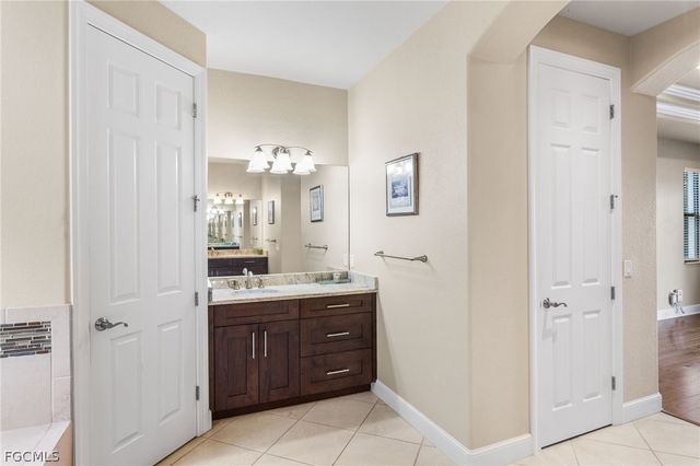 1921 SW 54th ST, Cape Coral, FL 33914