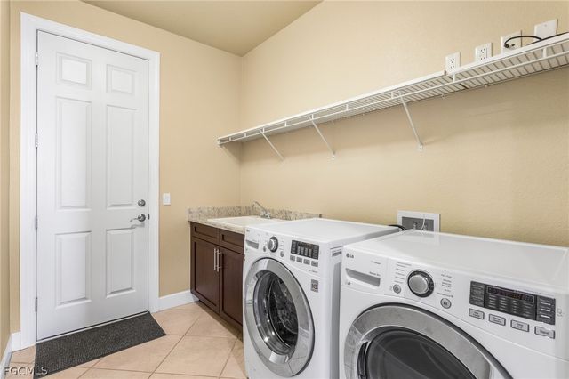 1921 SW 54th ST, Cape Coral, FL 33914