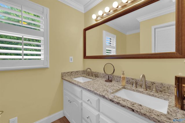 1406 Woodchuck Run, Fort Payne, AL 35967