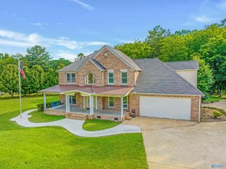 1406 Woodchuck Run, Fort Payne, AL 35967