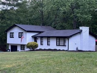 140 Timberland Street, Woodstock, GA 30188