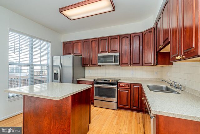 2507 JAMES MAURY DR, Herndon, VA 20171