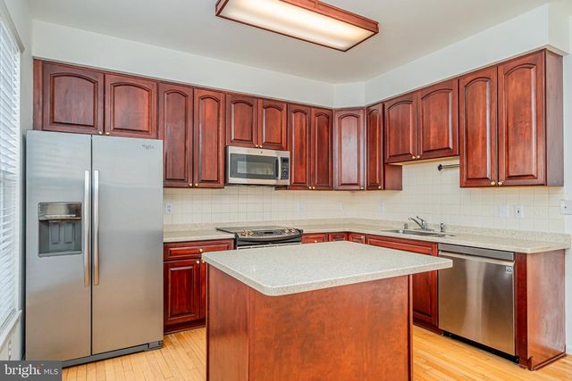 2507 JAMES MAURY DR, Herndon, VA 20171