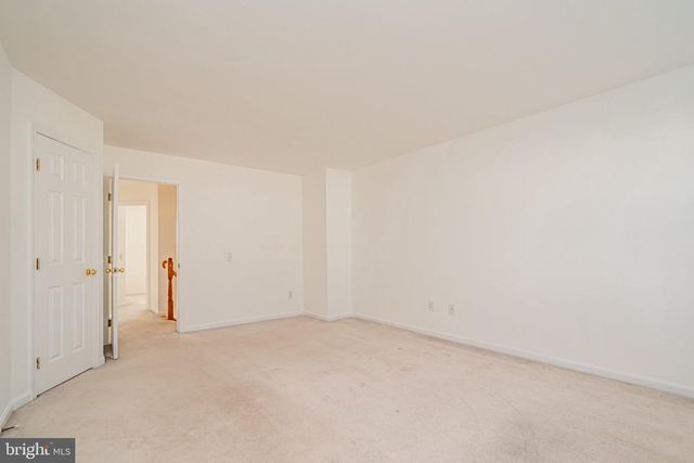 2507 JAMES MAURY DR, Herndon, VA 20171