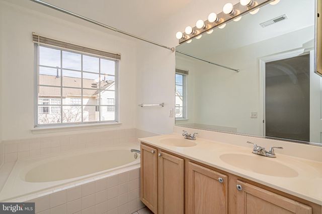 2507 JAMES MAURY DR, Herndon, VA 20171