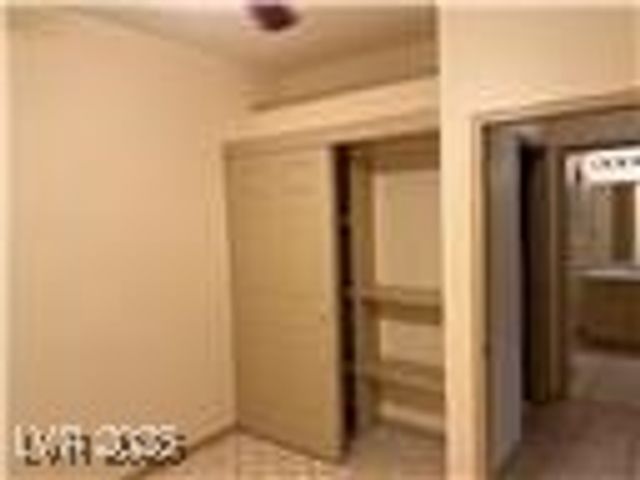 5764 Yellowcrest Court, Las Vegas, NV 89113