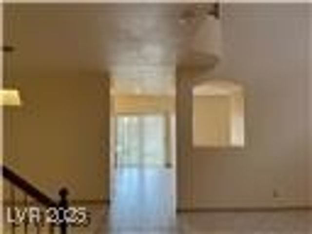 5764 Yellowcrest Court, Las Vegas, NV 89113