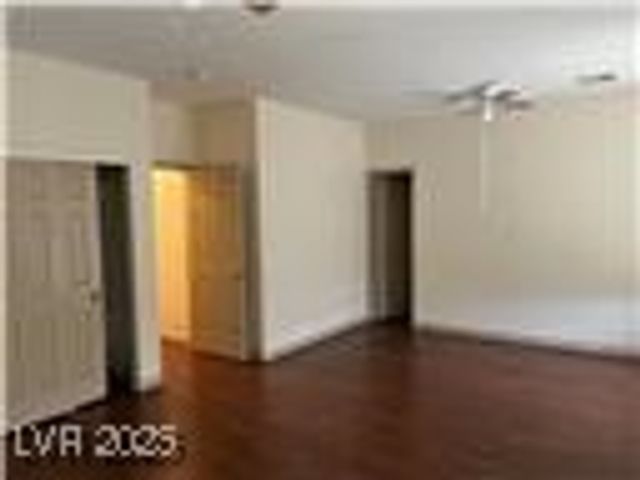 5764 Yellowcrest Court, Las Vegas, NV 89113