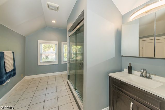 260 Cozy Lake Rd, Jefferson Twp., NJ 07438