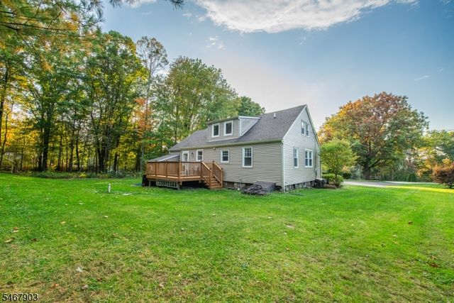 260 Cozy Lake Rd, Jefferson Twp., NJ 07438