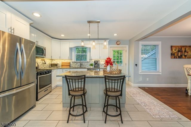 260 Cozy Lake Rd, Jefferson Twp., NJ 07438