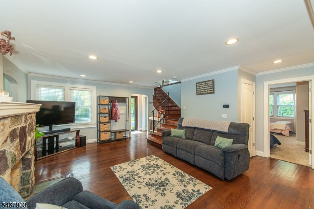 260 Cozy Lake Rd, Jefferson Twp., NJ 07438 — photo 5