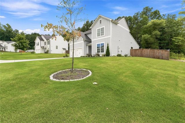 255 Creekstone Drive, Dallas, GA 30132