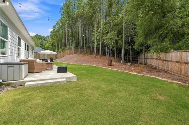 255 Creekstone Drive, Dallas, GA 30132