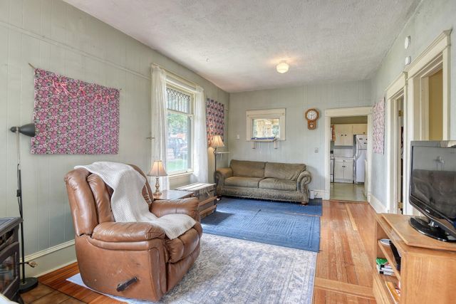1008 2nd St, Cheney, WA 99004