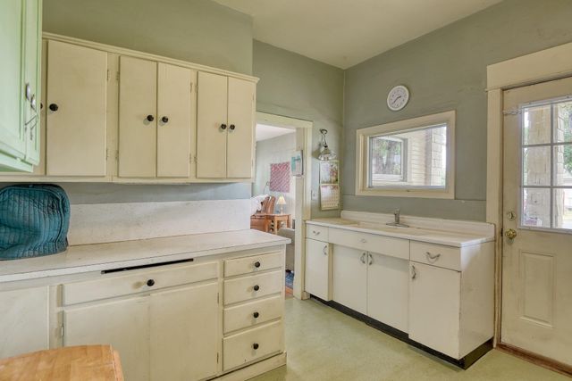 1008 2nd St, Cheney, WA 99004