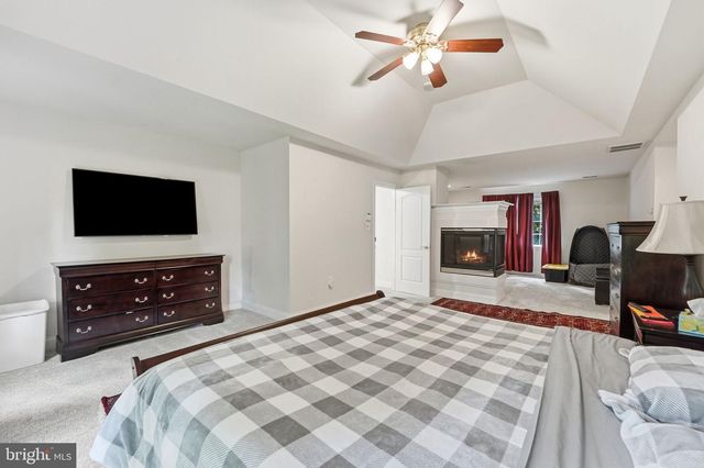 13301 DUMFRIES RD, Manassas, VA 20112
